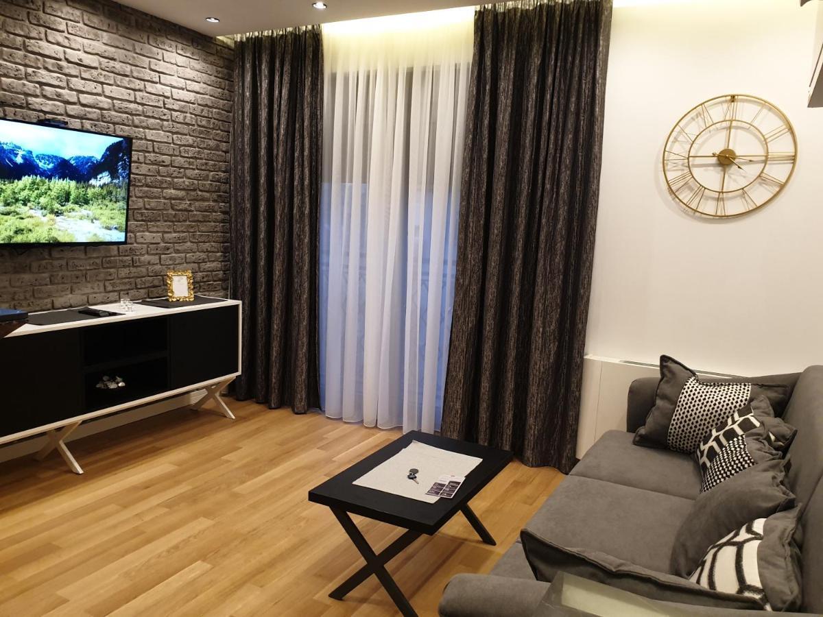 Luxury Spa Suite ベオグラード エクステリア 写真